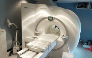 2005 Siemens Symphony MRI Machine1