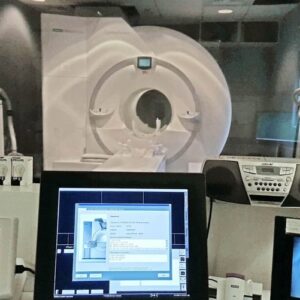 2005 Siemens Symphony MRI Machine2